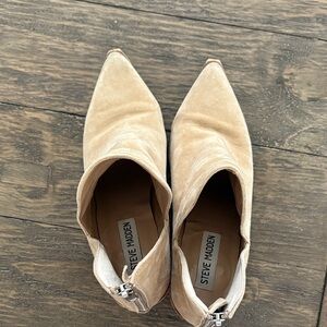 Steve Madden Women's Beige Ankle Booties
